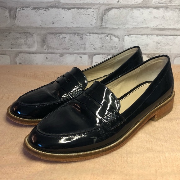 Boden Shoes - Boden Navy Blue Patent Leather Loafers Size 8/39
